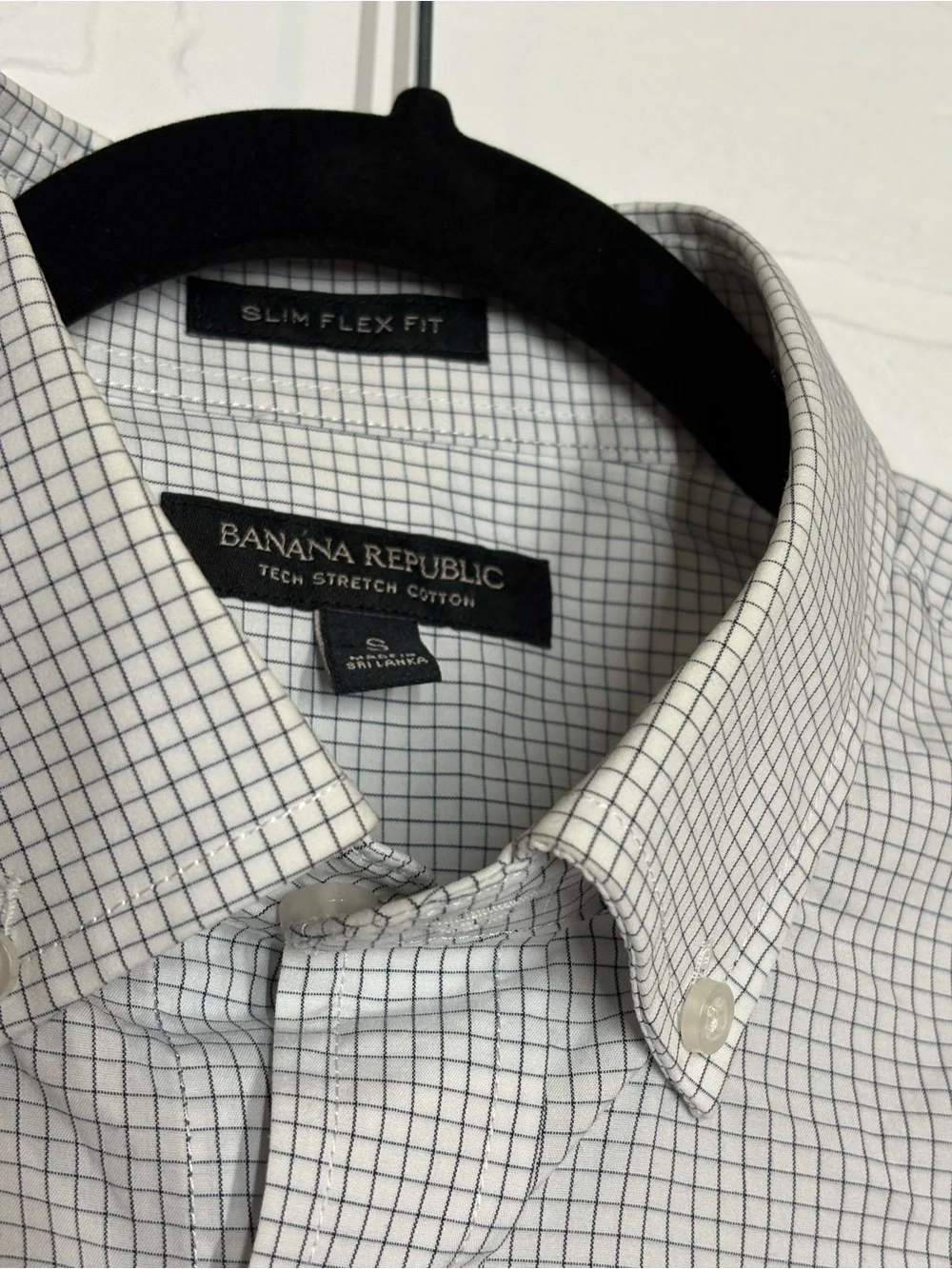 Banana Republic Men's Light Gray/White/Deep Blue Micro-Check Button-Down Shirt